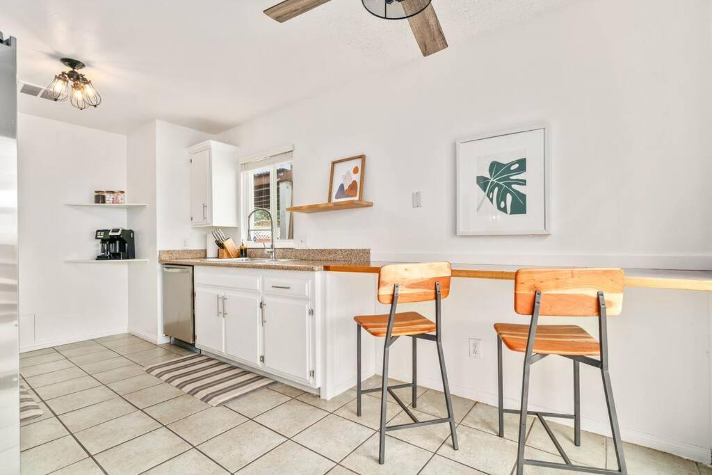 Palm Vista Retreat *Hot Tub/Cowboy Pool/Hammocks* Βίλα Joshua Tree Εξωτερικό φωτογραφία