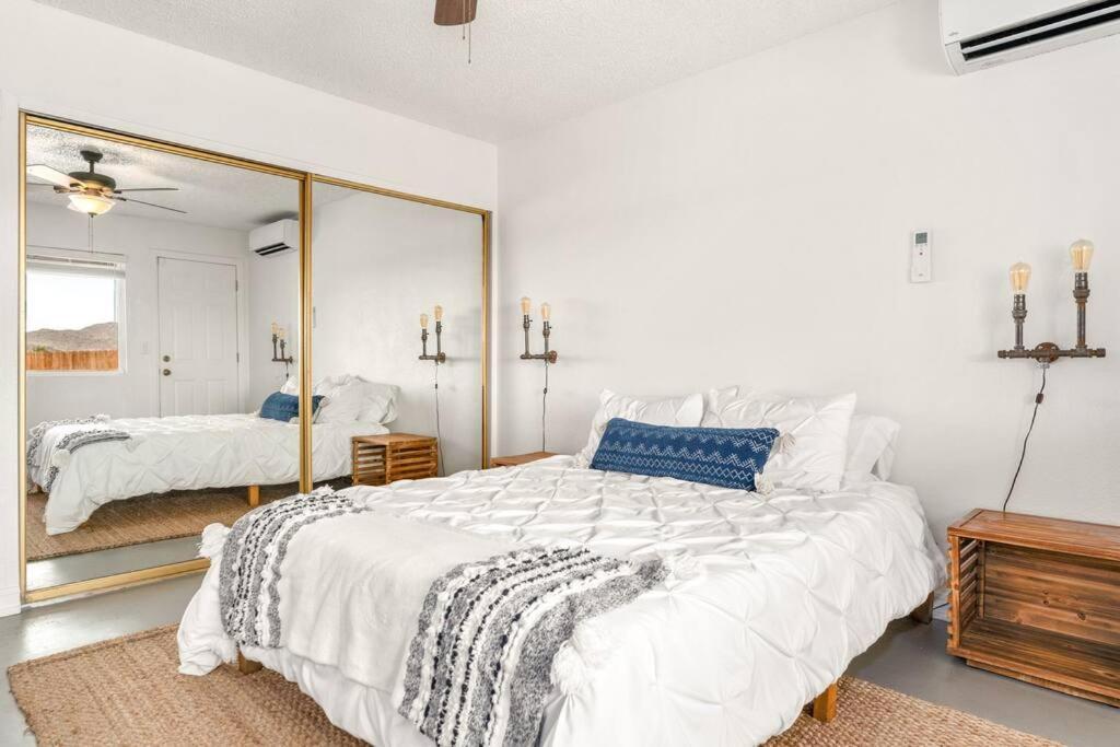 Palm Vista Retreat *Hot Tub/Cowboy Pool/Hammocks* Βίλα Joshua Tree Εξωτερικό φωτογραφία