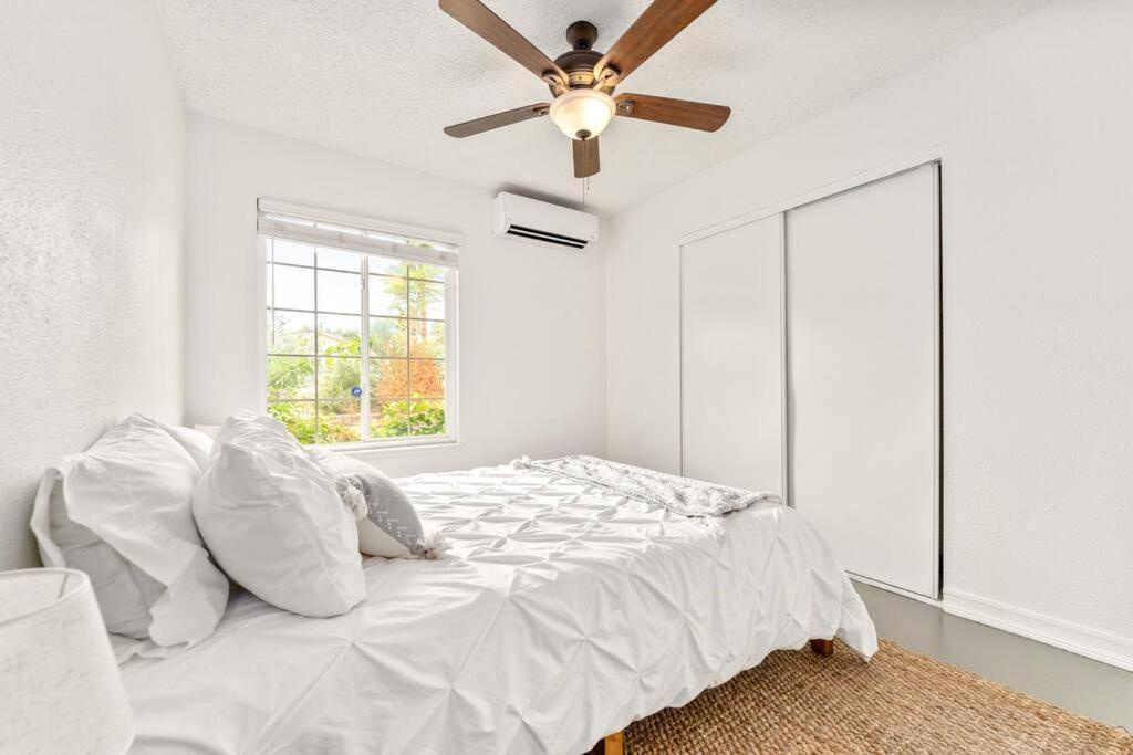 Palm Vista Retreat *Hot Tub/Cowboy Pool/Hammocks* Βίλα Joshua Tree Εξωτερικό φωτογραφία